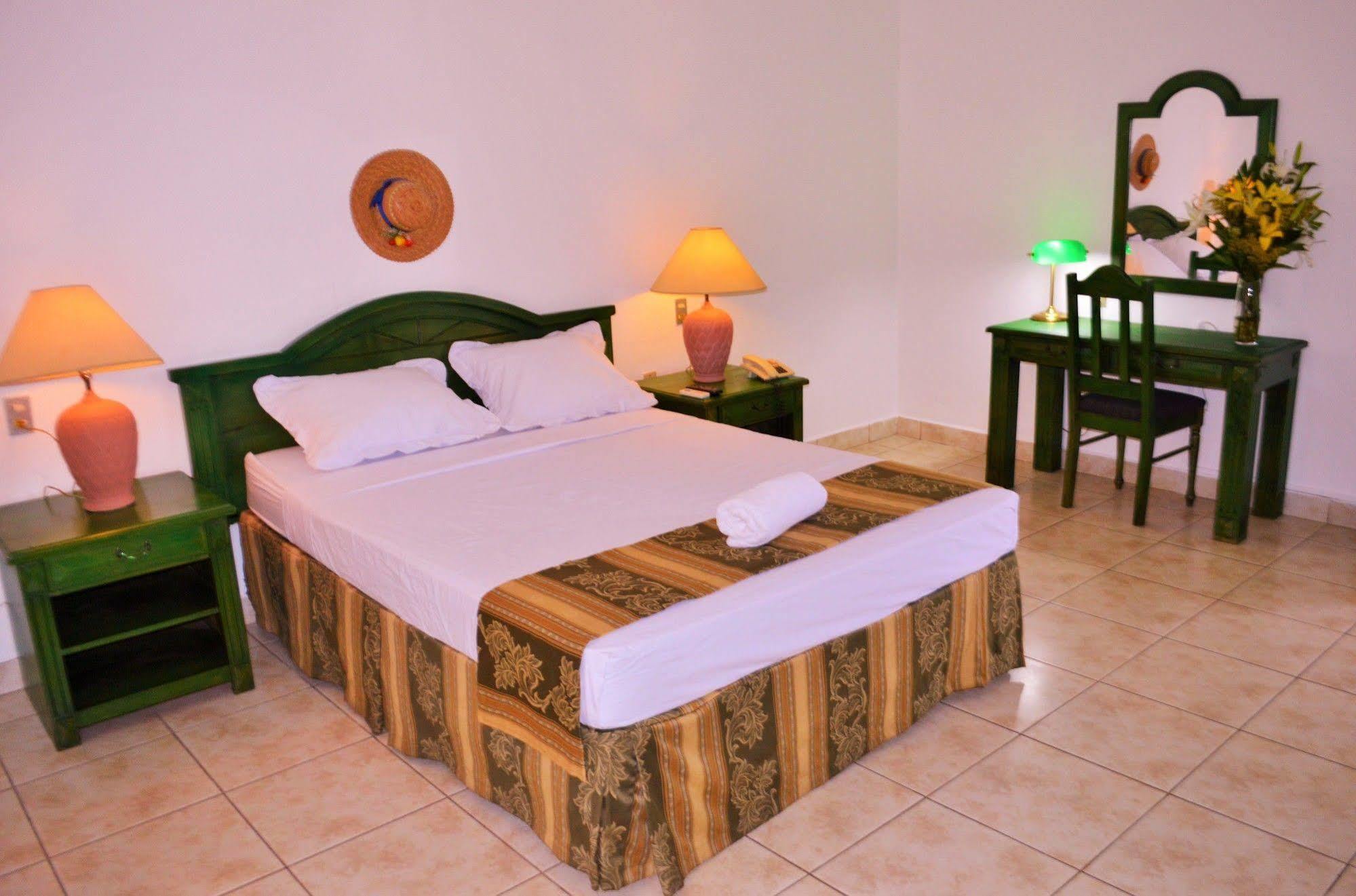 Hotel Casa Real Managua Exterior foto